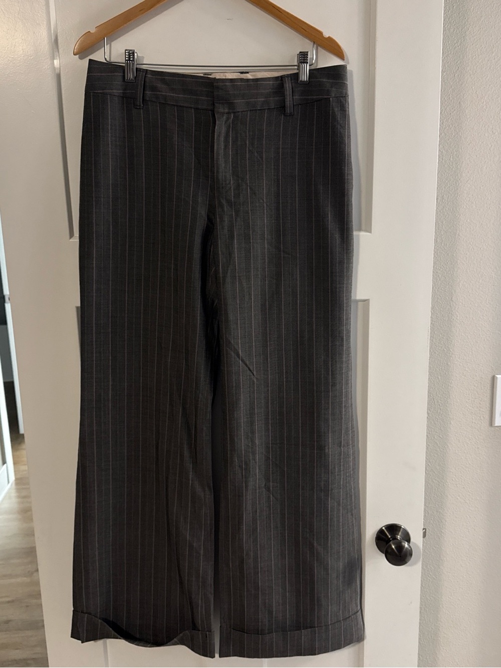 Gap Wide-Leg Pinstripe Dress Pants - Dark Gray